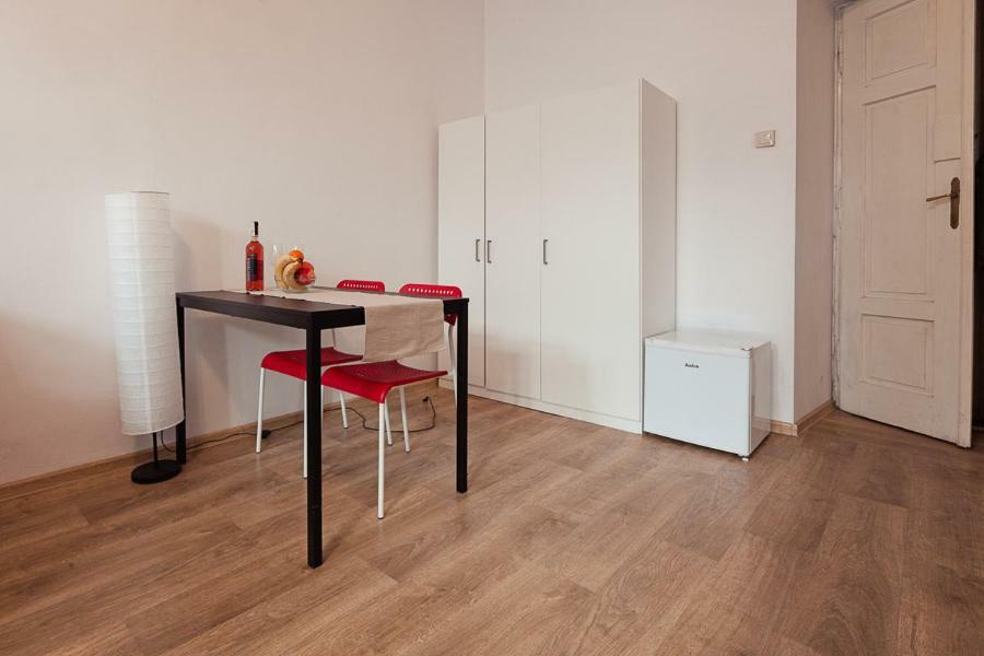 Umbrella Guest Rooms Cracovia Exterior foto